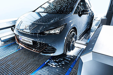 Cerchioni puliti senza prelavaggio manuale: WashTec presenta il nuovo lavaruote